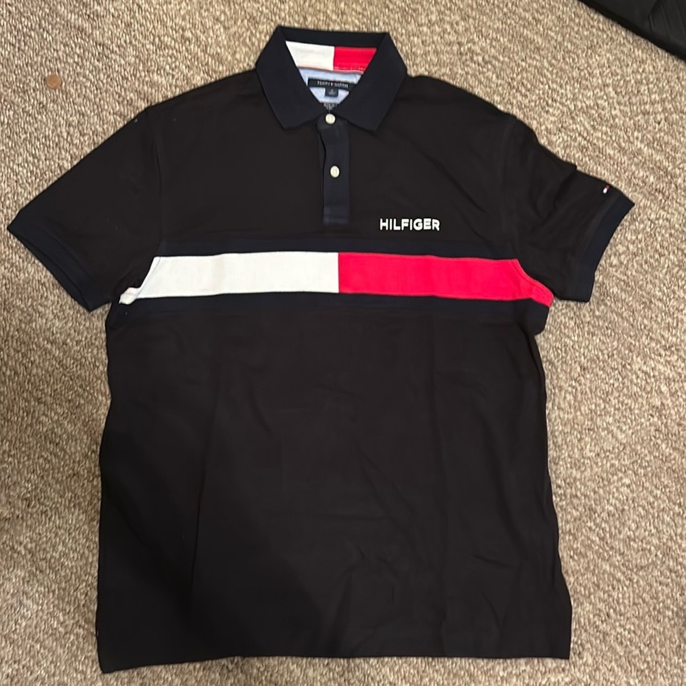 NWOT Tommy Hilfiger Men's Short Sleeve Cotton Polo in Regular Fit SIZE M